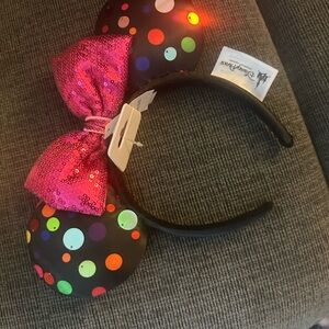 Disney Parks Minnie Ears. With sequins NWT